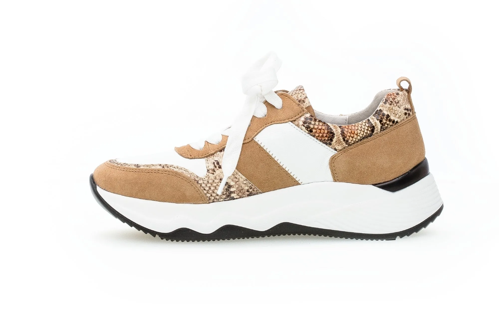 Baskets beiges en daim