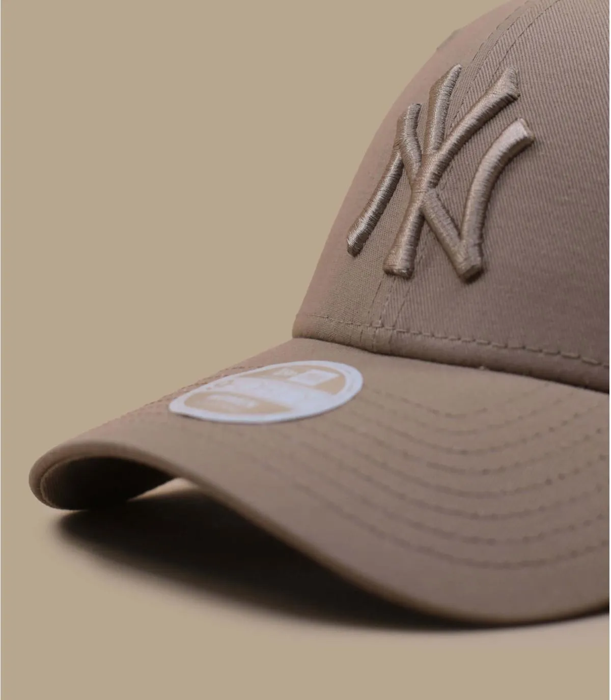 Casquette baseball femme NY beige - Casquette Wmn League Ess 9Forty NY camel camel New Era : Headict