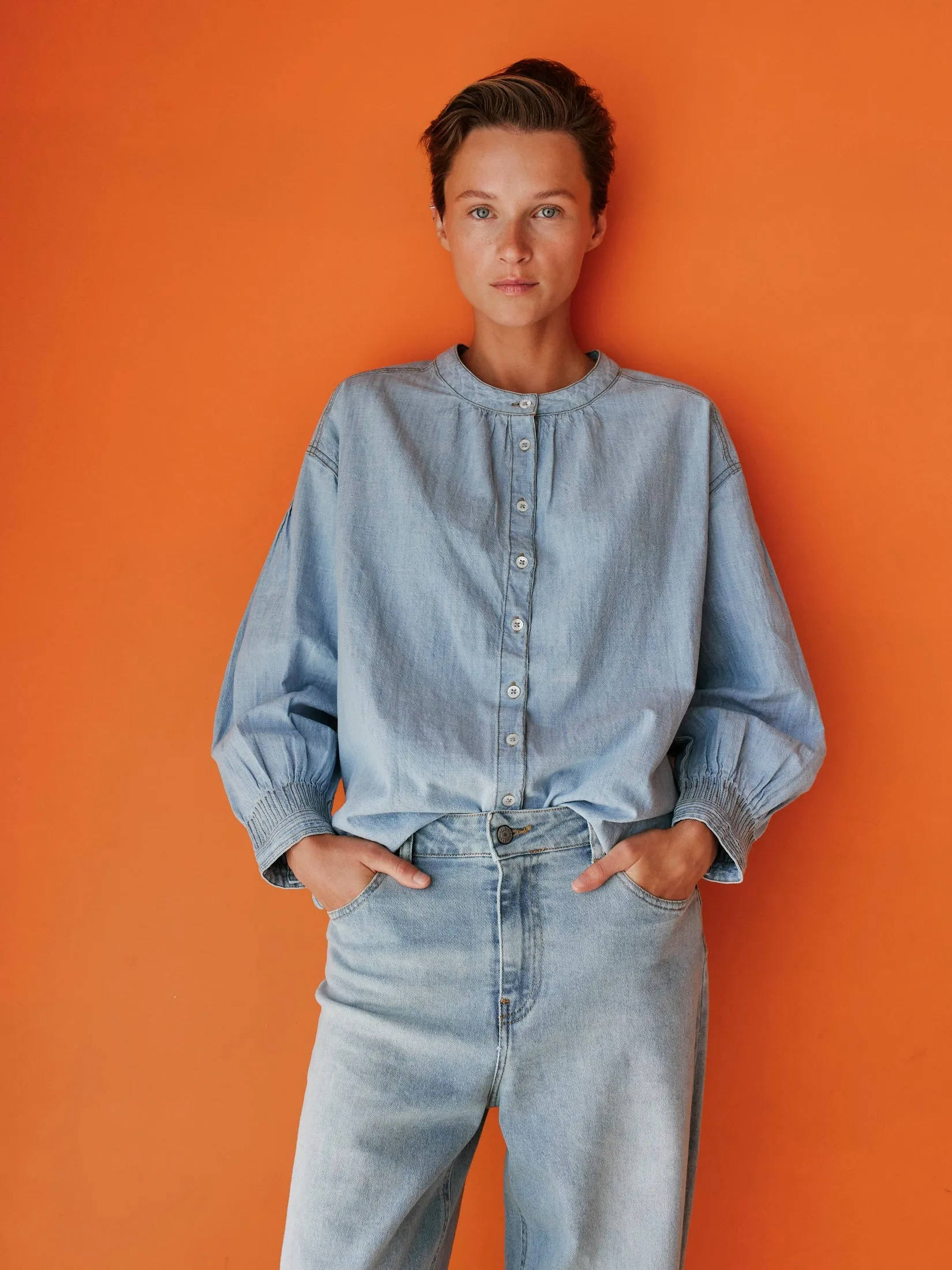 CHEMISE EN JEAN DÉLAVÉ