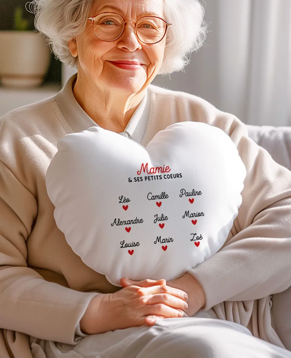 Coussin coeur Mamie et ses petits coeurs personnalisés