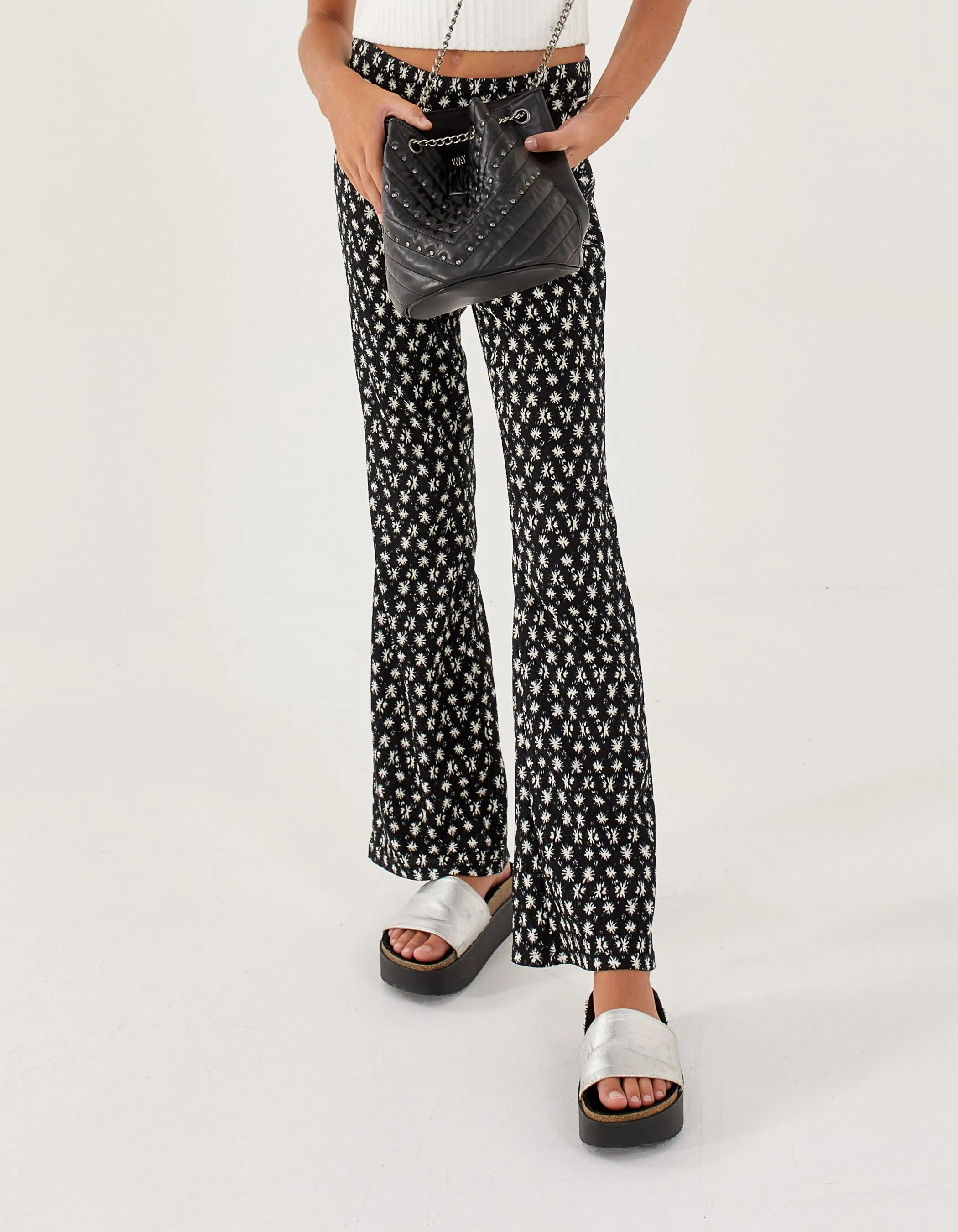 Pantalon flare noir imprimé fleurs graphiques fille