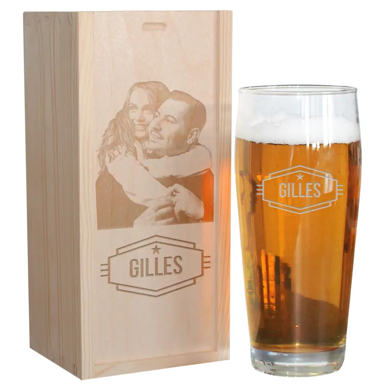 Pinte de bière gravée prénom avec coffret photo